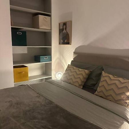 Stylish Renovated Apartment In Chiado Lisboa Dış mekan fotoğraf