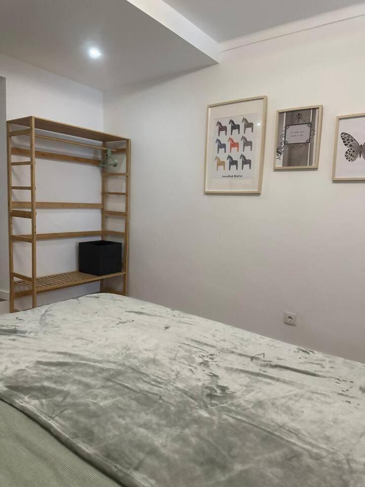 Stylish Renovated Apartment In Chiado Lisboa Dış mekan fotoğraf