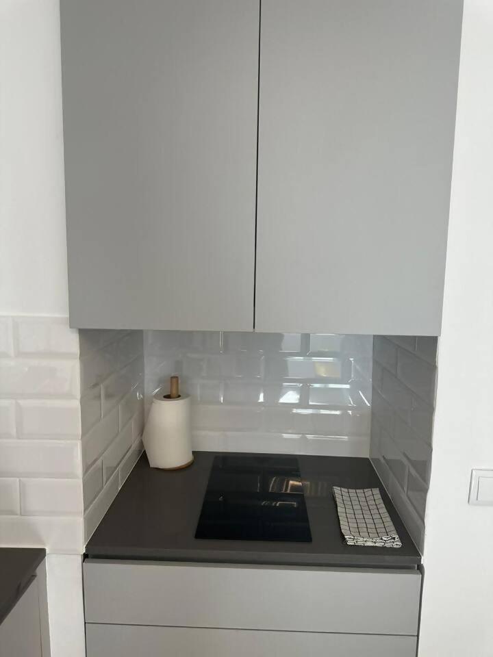 Stylish Renovated Apartment In Chiado Lisboa Dış mekan fotoğraf