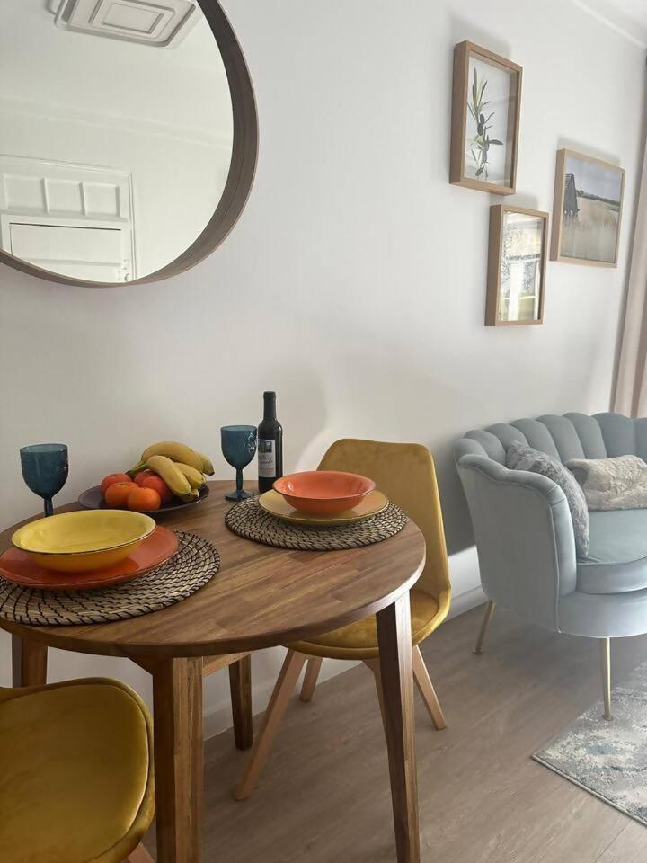 Stylish Renovated Apartment In Chiado Lisboa Dış mekan fotoğraf